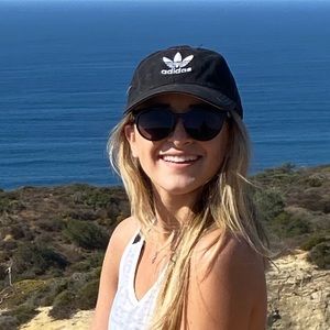 Meet your Posher, Ally